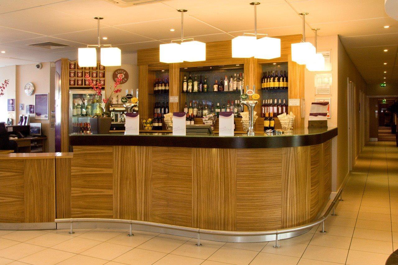 Premier Inn Castleford - Xscape, M62, Jct 32 Buitenkant foto